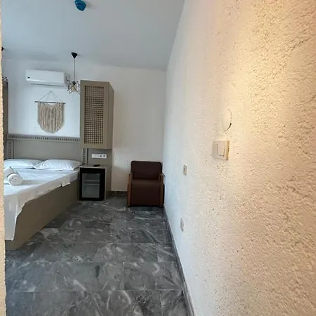Mayan Suites 3*